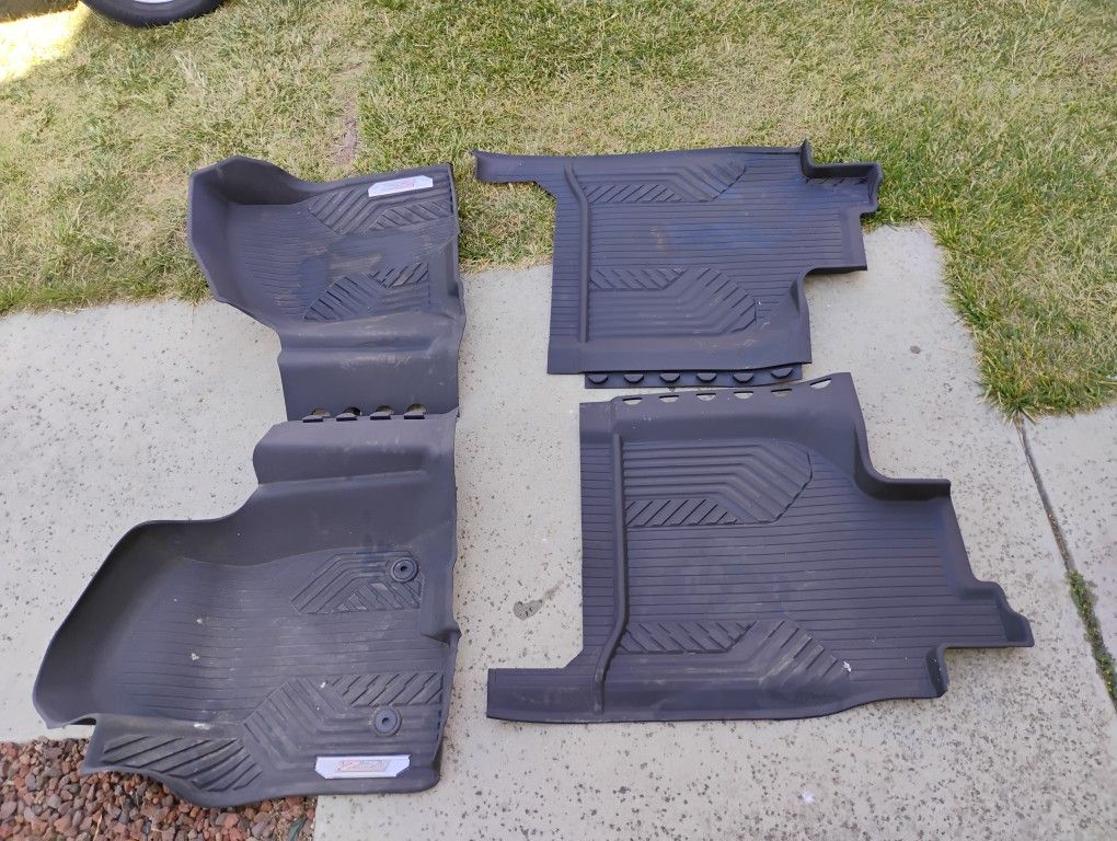 2019-2025 Chevy Silverado OE weather floor mats set 4