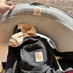 Ergo Baby Nursing Pillow And Carrier $25 ErgoBaby 