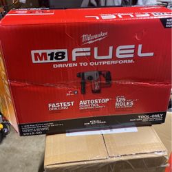 Milwaukee M18Fuel 1” SDS Plus Rotary Hammer 