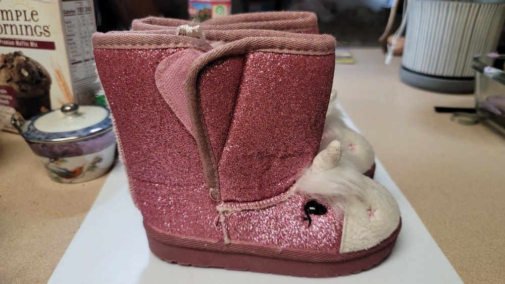 Super Cute Winter Glitter Toddler Girls Unicorn Boots Shoes Size 10 New No Tags