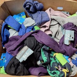 15 brand new kids and adult scarfs great for winter