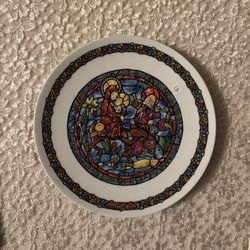 #6.  Religious Christmas Plate