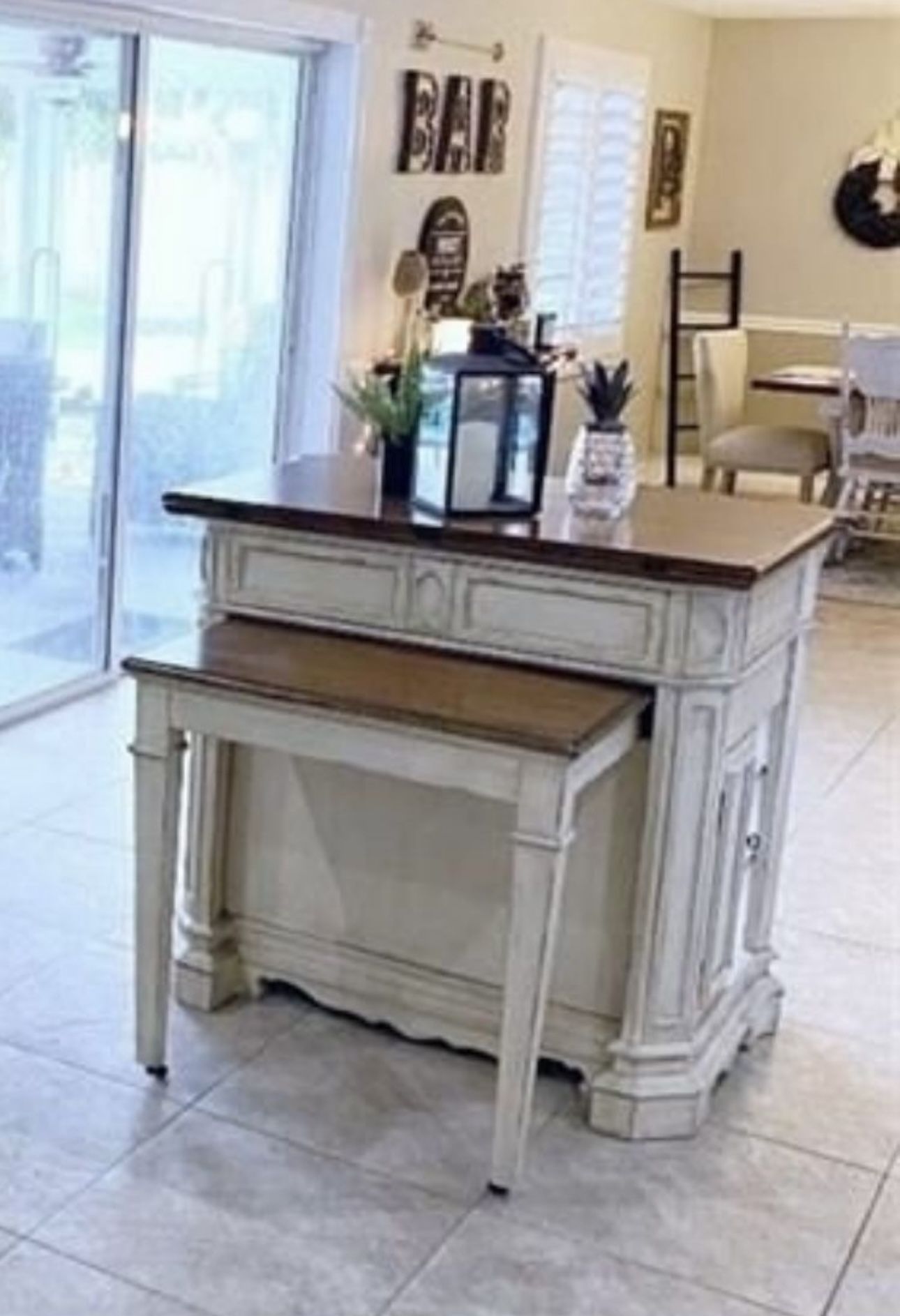 Kitchen Island