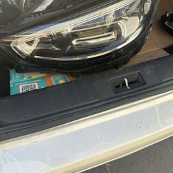 2021 Till 2025 Mercedes-Benz S 500 Or 580 Driver Side Side Headlight Like Brand New