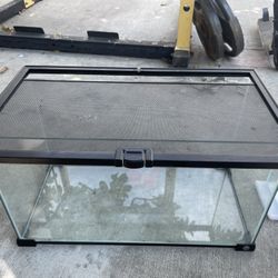 Terrarium/ Reptile Tank
