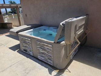 Tuff Spas TS250