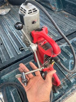 Milwaukee Mag Drill