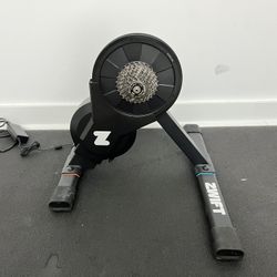 Zwift Hub Smart Trainer 