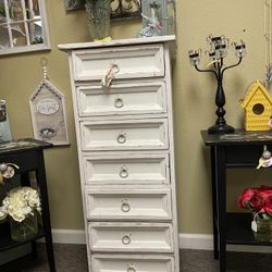 7-drawer/chest 44 High/181/2 Wide/17width In Whisper White