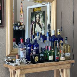 Bar With Mirror 