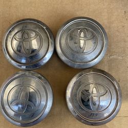 Toyota 01-09 Prius Center Rim Caps