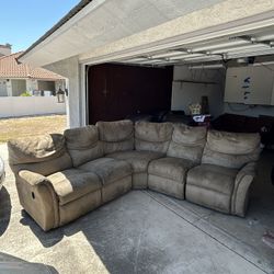 L-Shaped Reclining Sectional