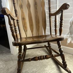 Solid Wood Rocker 