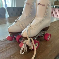 Size 7 Woman’s Roller Skates 