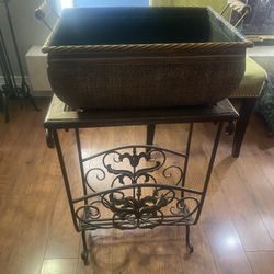 Decor Magazine Holder With The Removable Basket On Top