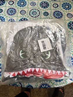 $10 Gray Shark Costume XS