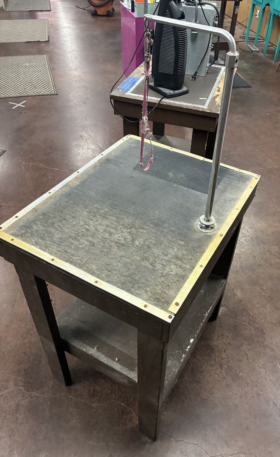 Dog Grooming Table