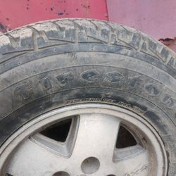 Tires 235/75 R15 100$