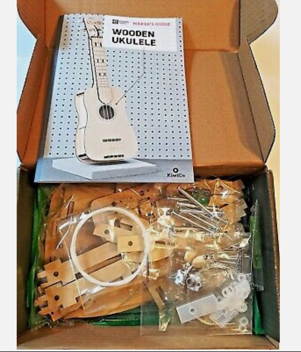 Kiwi Co Eureka Wooden  Ukulele New