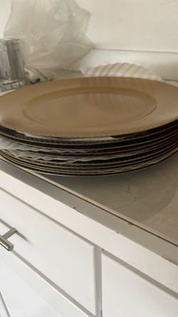 Brand New Dinner Charger Plates Set Of 12