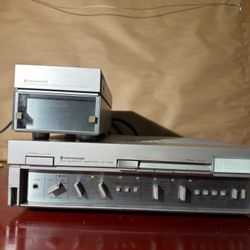 Vintage Kenwood KA-1000 Amp with Matching AM/FM Stereo Tuner 