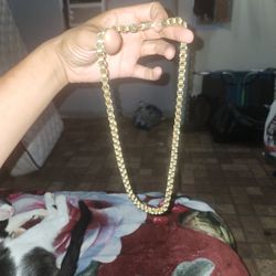 24' 10k GOLD CHAIN