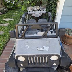 Power Wheels Jeep
