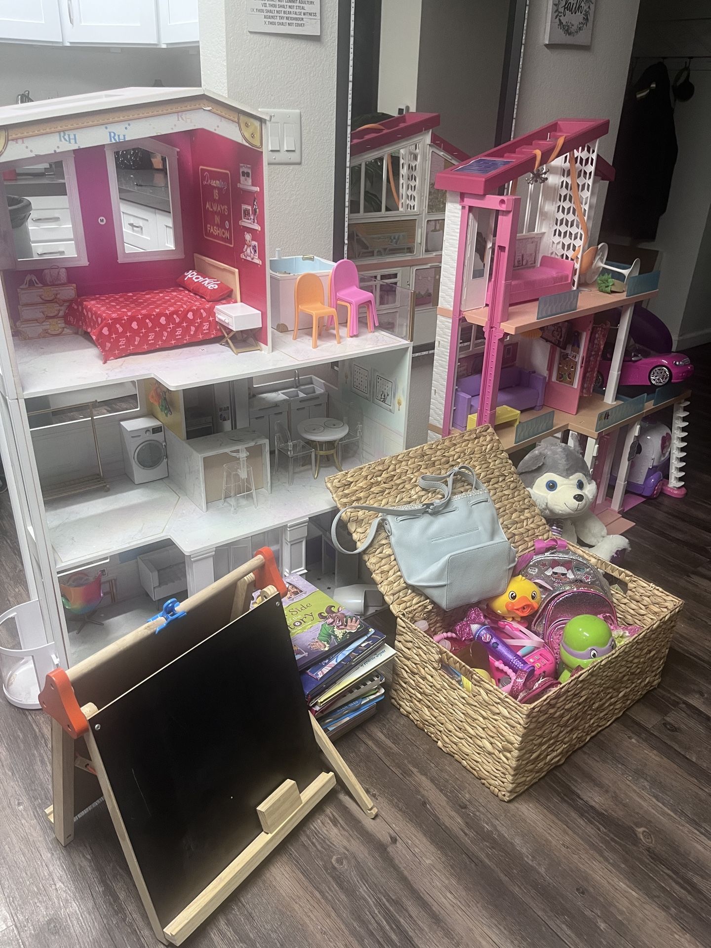 Girl Toys