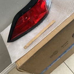 2022-2024 Toyota Corolla Cross Left Tail Light 