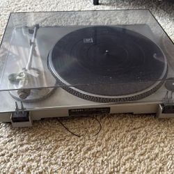 vinyl player