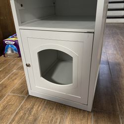 Litter Box End Table