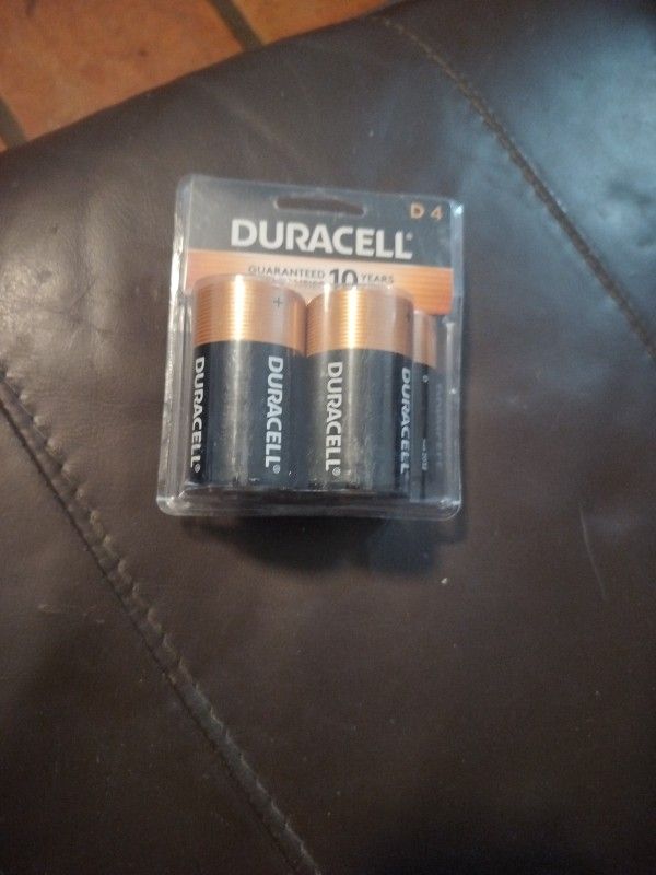 Duracell D4 Batteries Four Pack