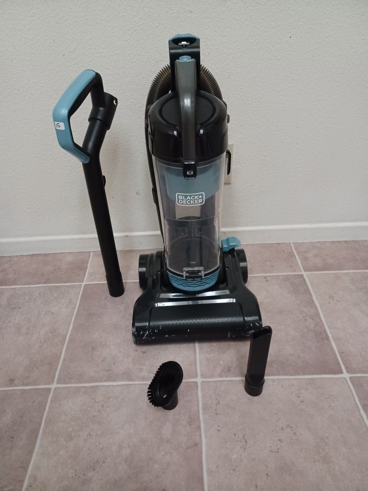 Black & Decker Compact Vacuum 