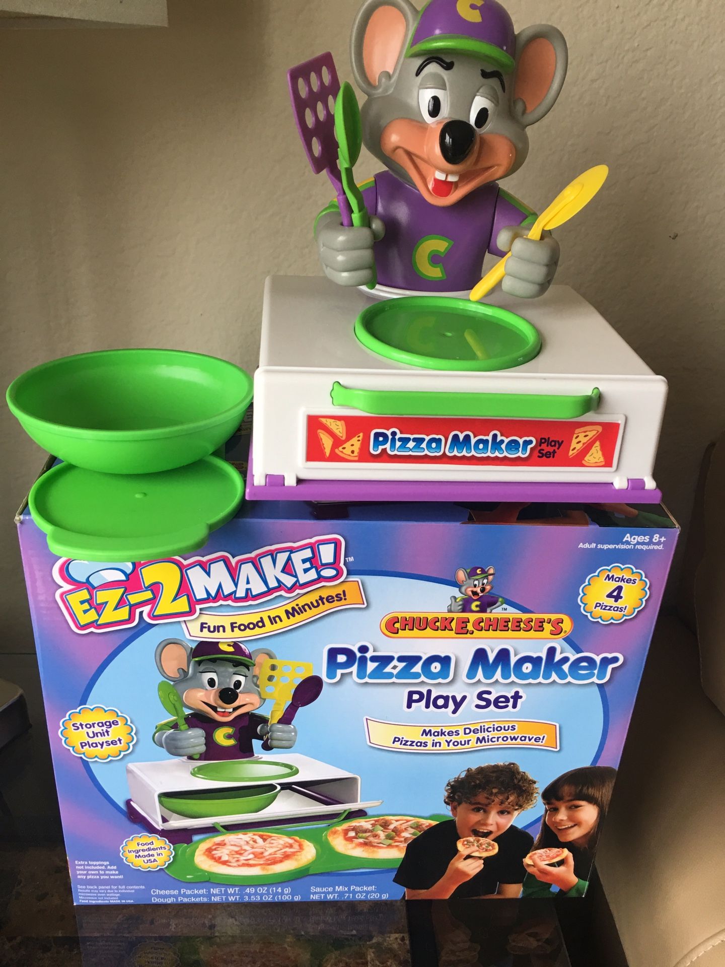 Chuck E Cheese Toy Pizza Maker