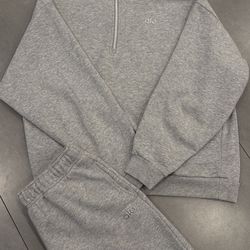 Alo quater zip full set size M