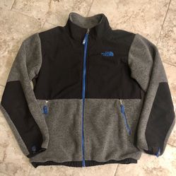 The North Face Jacket - Youth Large 