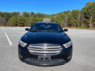 2013 Ford Taurus