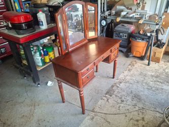 Used vanity