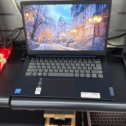 Lenovo Laptop