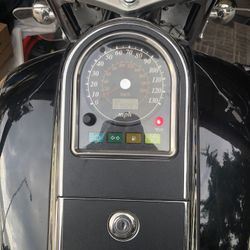 1500 Intruder Year 1999