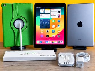 Apple iPad 6th Gen 32GB Wi-Fi + Complete Bundle – $125