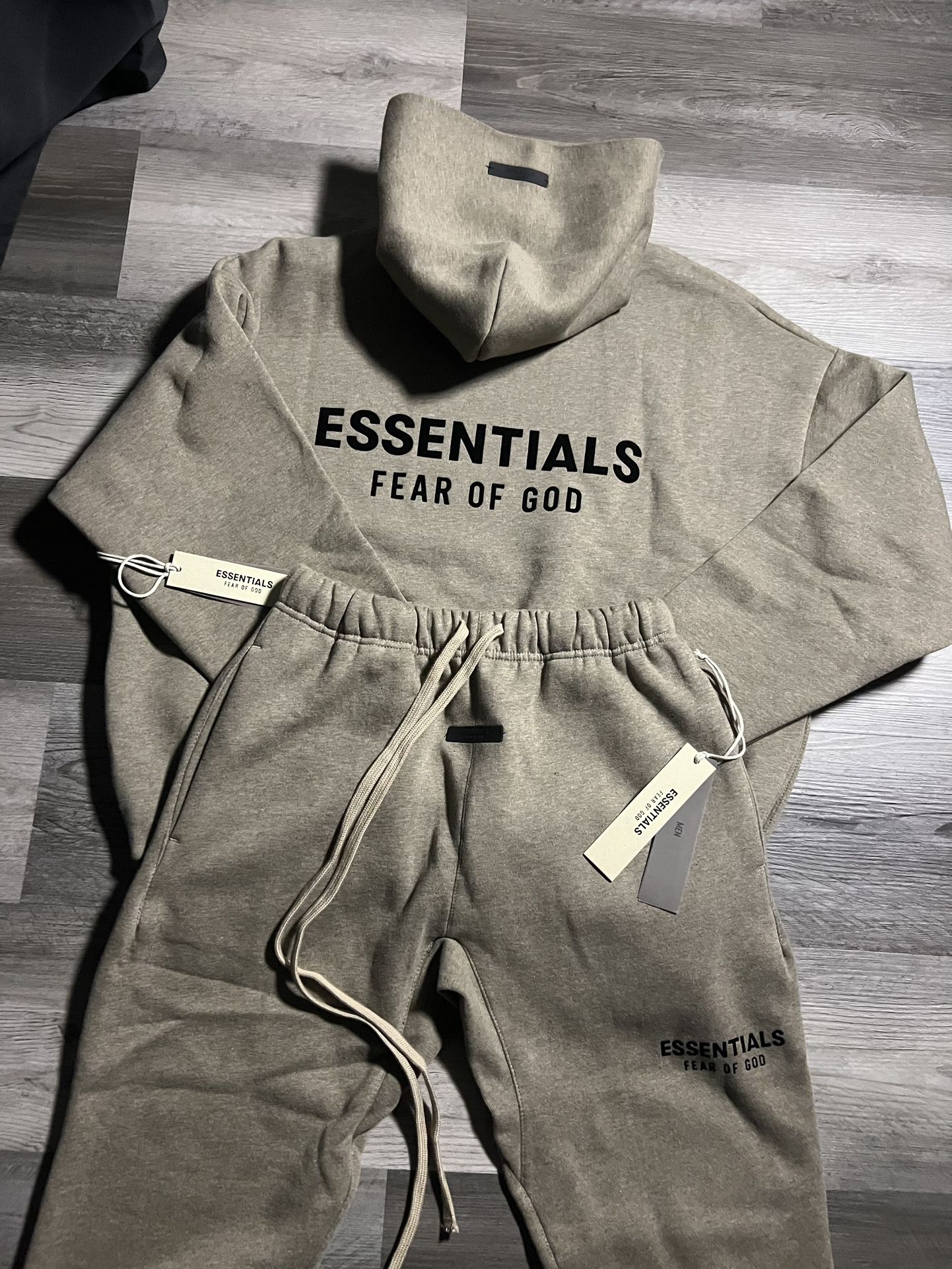 Essentials Set