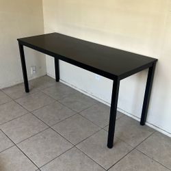 Desk/table 