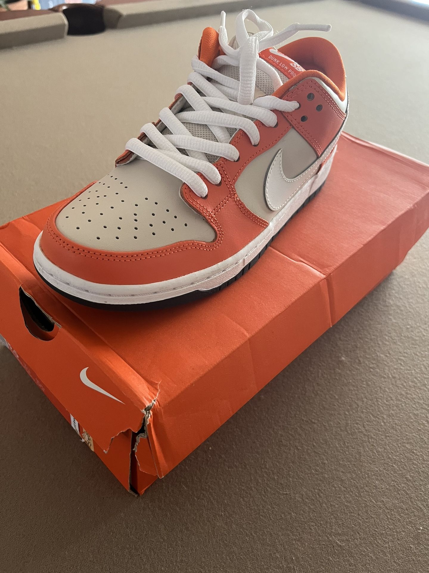 Nike SB Dunk Low Orange Box for Sale in Las Vegas, NV - OfferUp