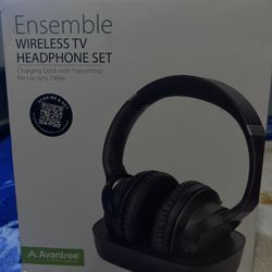Ensemble wireless tv headphone set