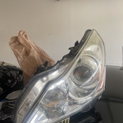 2011 G37x Sedan Headlights And Bezels 