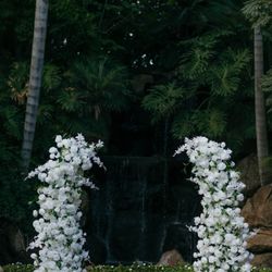 Floral Pillars