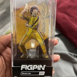Bruce Lee Fig Pin