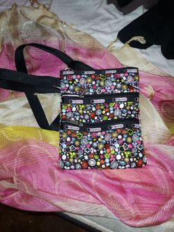 Le sportsac