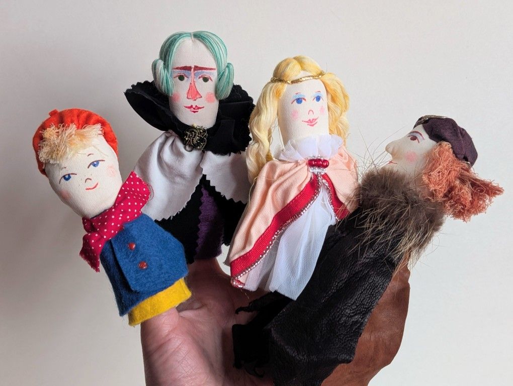 Vintage Handmade Finger Puppets Family of 4 Prince Princess Horse Fairy Tale